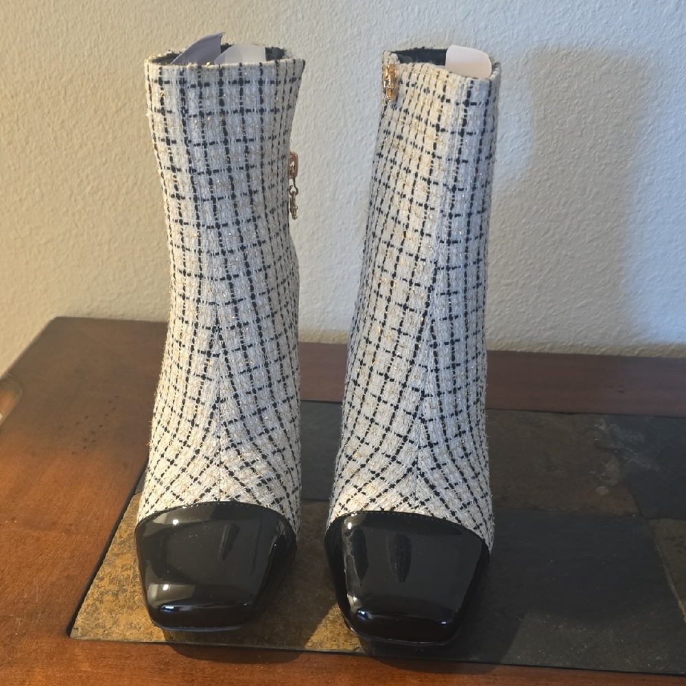 Circus by Sam Edelman Bootie
